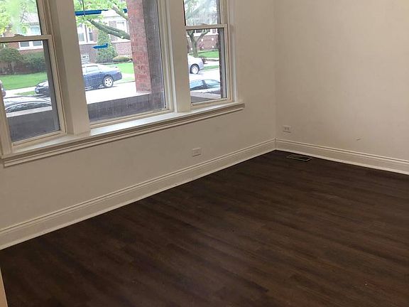 4th image of 7714 S Loomis Blvd #1
