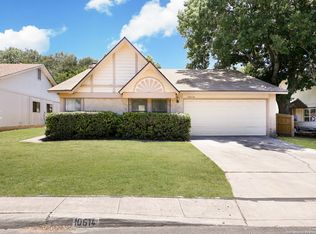 10614 Horn Blvd, San Antonio, TX 78240