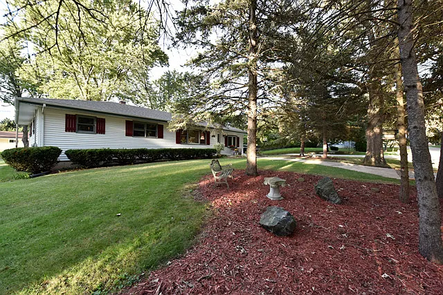 2702 26th St photo 1