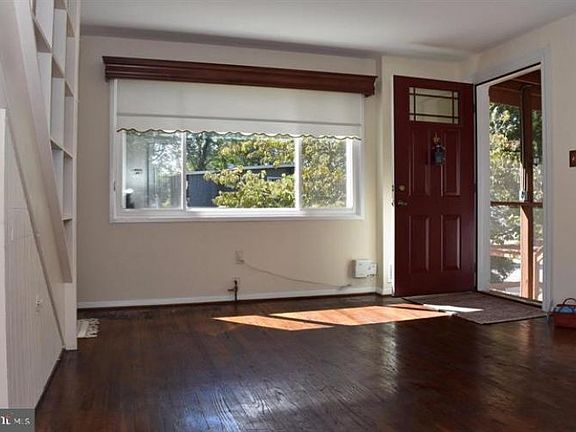 3rd image of 10640 Ashby Pl
