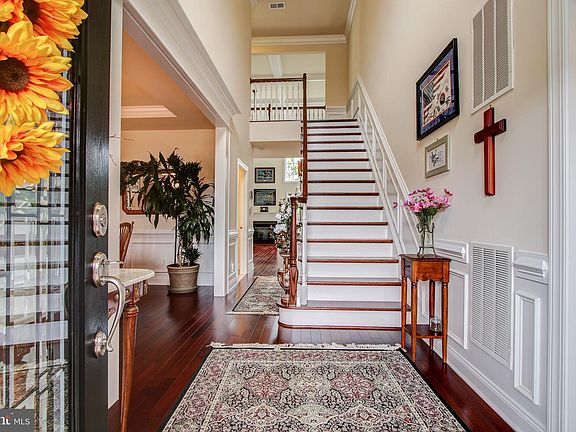 4th image of 15454 Admiral Baker Cir