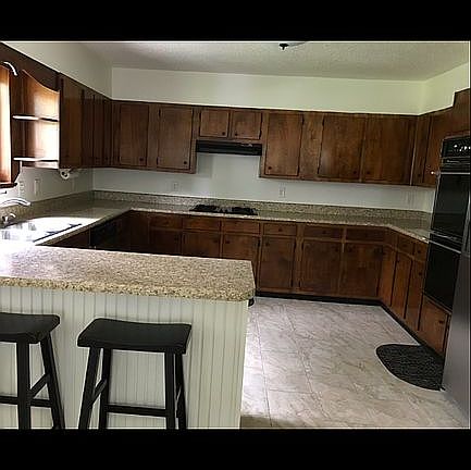 2nd image of 10966 Canal Dr