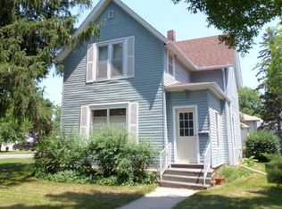 1265 4th Ave, Windom, MN 56101