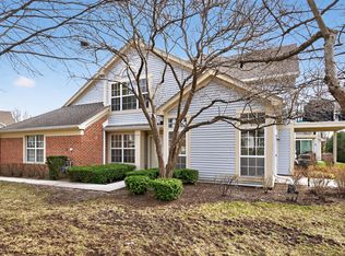 446 Cromwell Cir UNIT 4, Bartlett, IL 60103