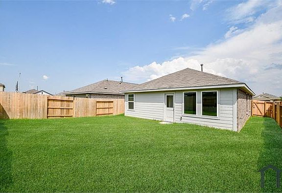 3rd image of 6855 Lantana Leaf Ln