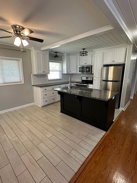1st image of 102 McCormick Ave