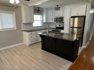 102 McCormick Ave, Hawkinsville, GA 31036