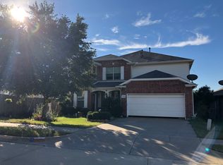 10428 Devin Ln, Hurst, TX 76053