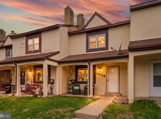 1802 Walnut Ridge Est, Sanatoga, PA 19464