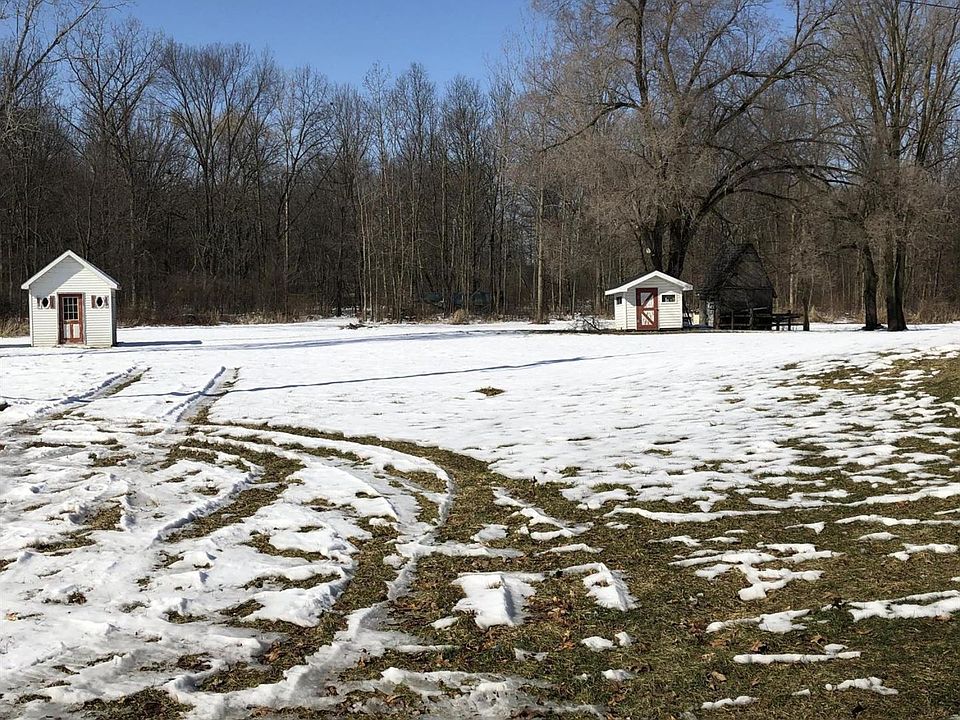2nd image of 3530 Parman Rd