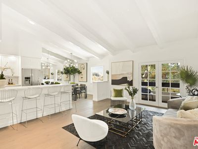 2700 Cahuenga Blvd E APT 2310, Los Angeles, CA, 90068