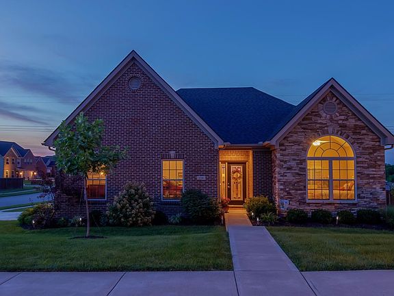 2nd image of 174 Primrose Cir
