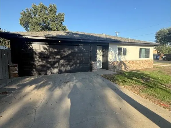 1201 N Redington St, Hanford, CA 93230