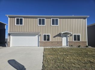 1055 Covey Run Rd, Sheridan, WY 82801