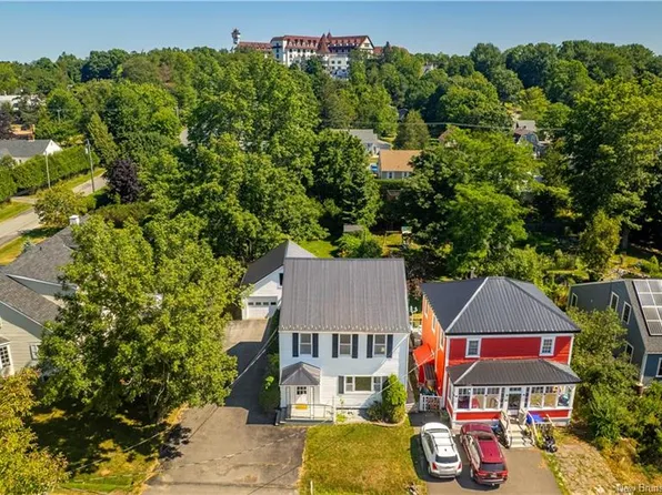 44 Queen St, Saint Andrews, NB E5B 1C4