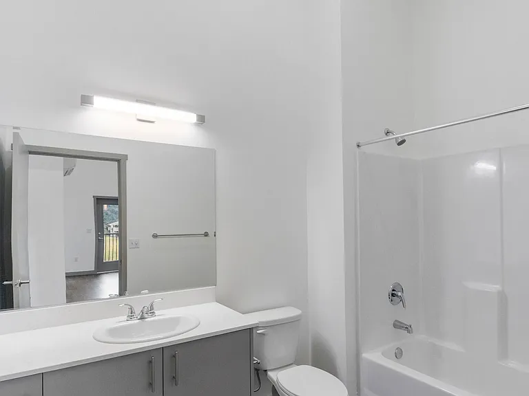 2 Bedroom Vaulted Ceilings