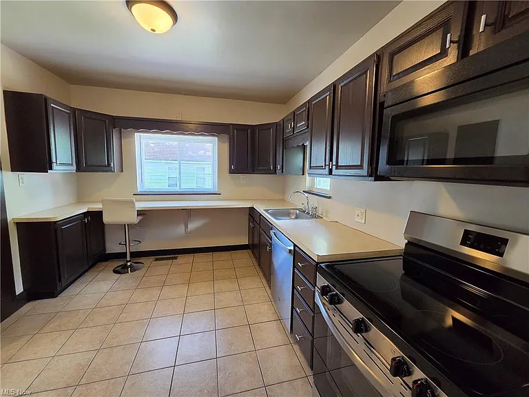 5223 Paine Ave — Photo 11