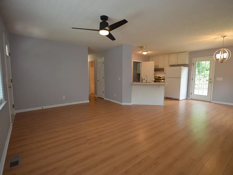 5725 Stone Crystal Dr — Photo 27