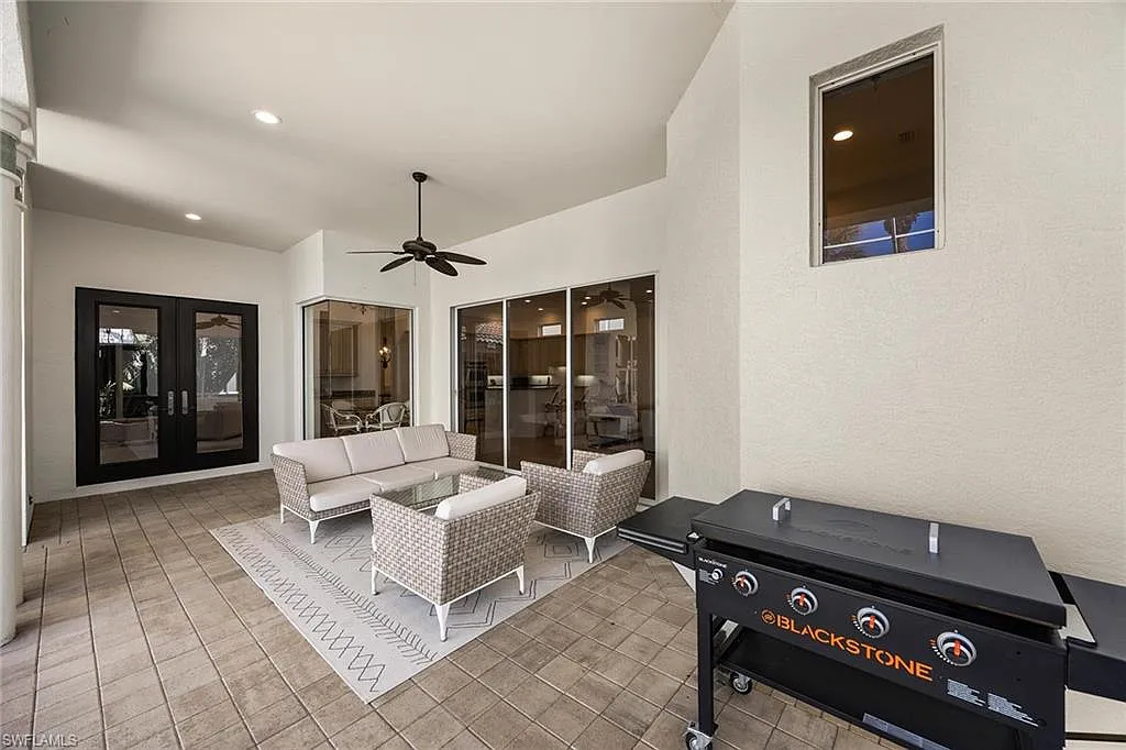 3 bed, 3.5 bath, 3241 sqft, $20,000 — Photo 4