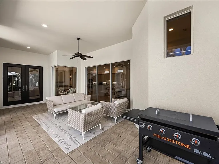 4252 Sanctuary Way — Photo 4