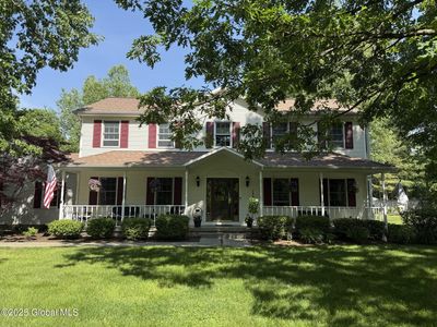 14 Edward Drive, West Sand Lake, NY, 12196
