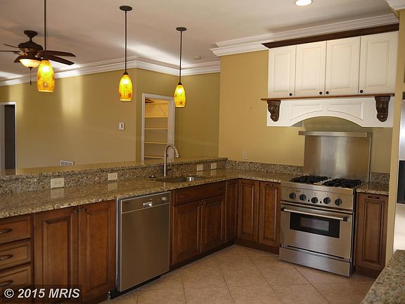 5th image of 9109 Ballybunion Dr
