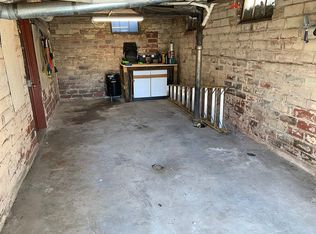 3207 Center St, Des Moines, IA 50312