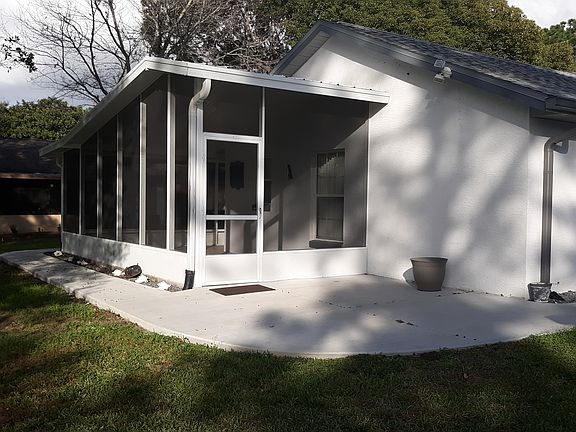 3rd image of 58 Dogwood Dr