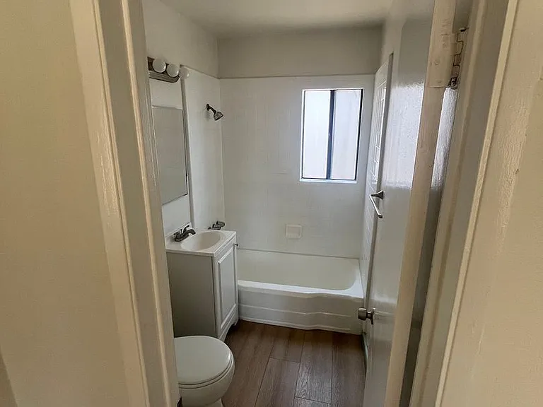 4100 Brighton Ave — Photo 7