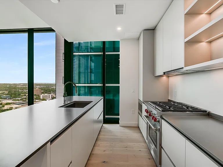 610 Davis St #2705 — Photo 7