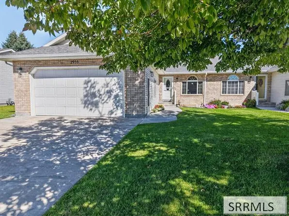 2955 E Courtyard Cir, Ammon, ID 83406
