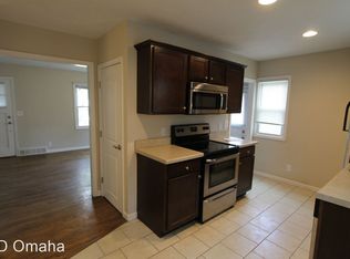 2111 S 35th St, Omaha, NE 68105