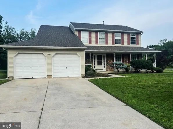 1 Banff Dr, Mullica Hill, NJ 08062