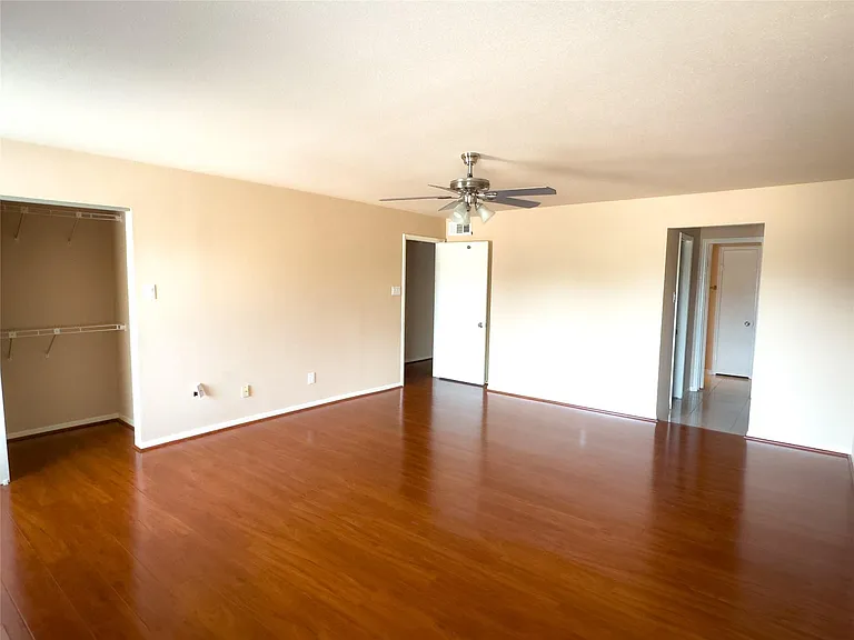 9800 Pagewood Ln #2705 — Photo 9