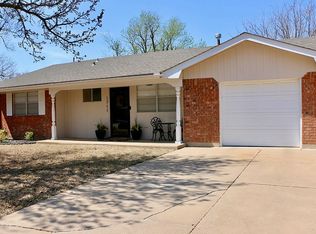 1711 N 11th St, Perry, OK 73077