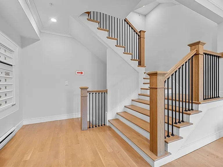 531 Newbury St #1K — Photo 29