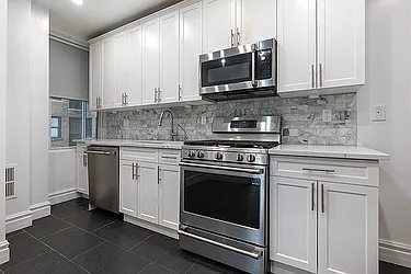 Rented by Rita S Citrin, LREB