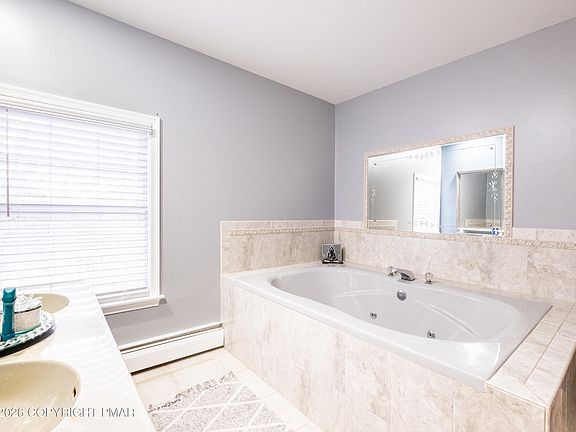 5th image of 5261 Glenbrook Rd