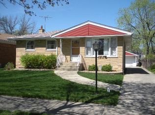 9044 28th St, Brookfield, IL 60513