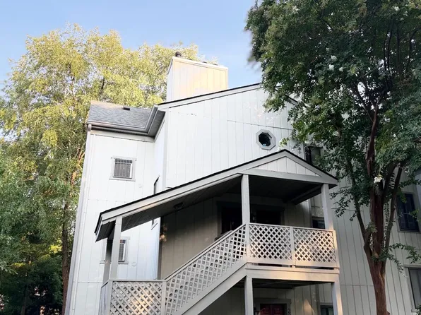 2318 Hunters Run Dr Unit 2318, Reston, VA 20191