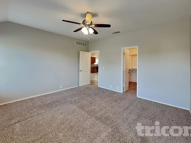 120 Bison Meadow Dr — Photo 8
