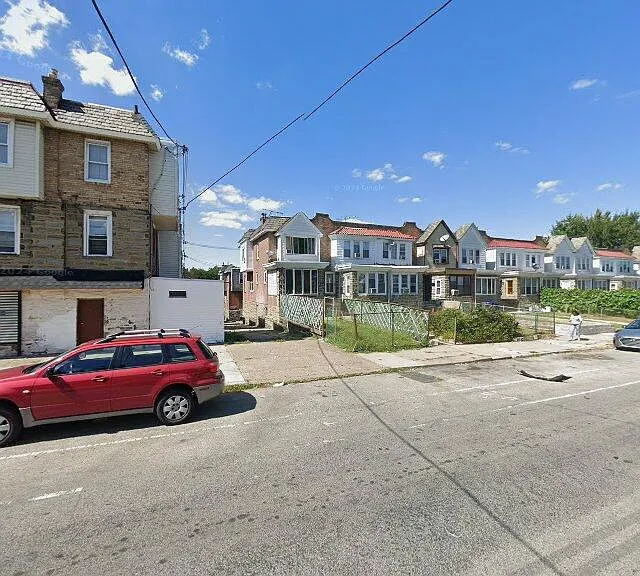 Chester Ave — Photo 1