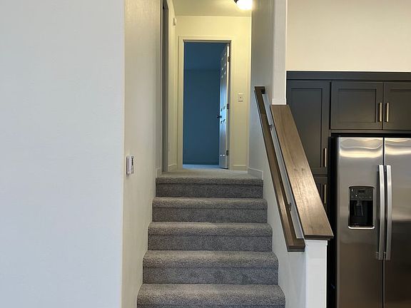 5th image of 1224 Jill Dr W