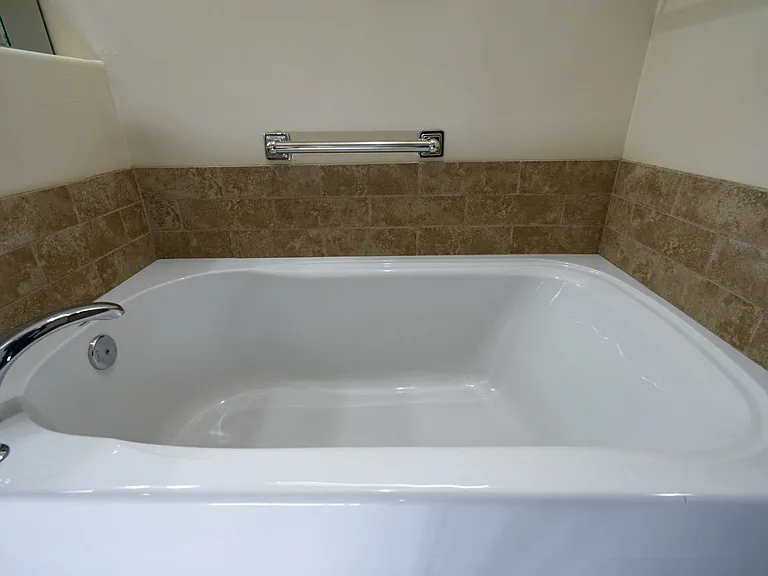 986 Camel Springs Dr — Photo 45