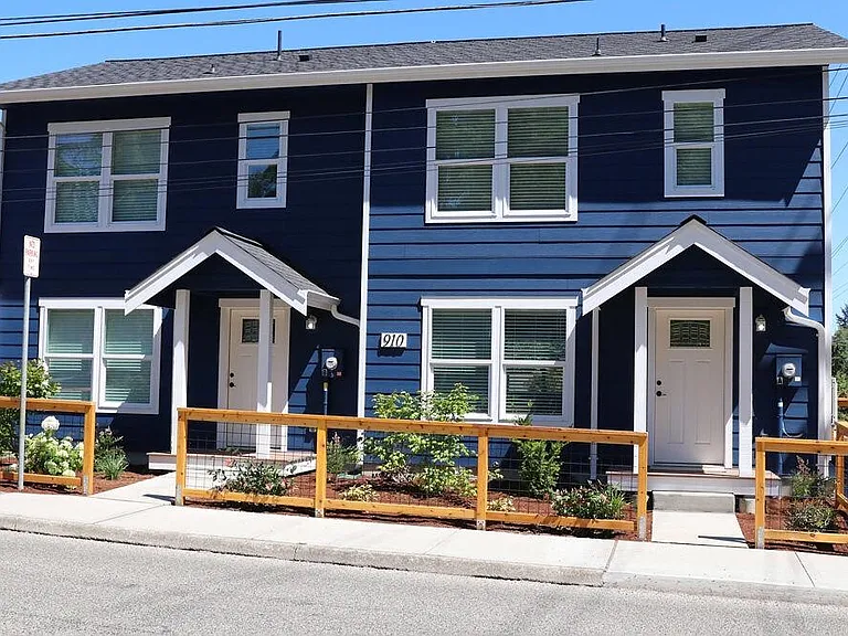 910 Adele Ave #A — Photo 1
