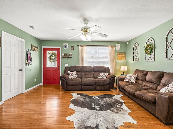 4th image of 263 Childress Hollow Rd