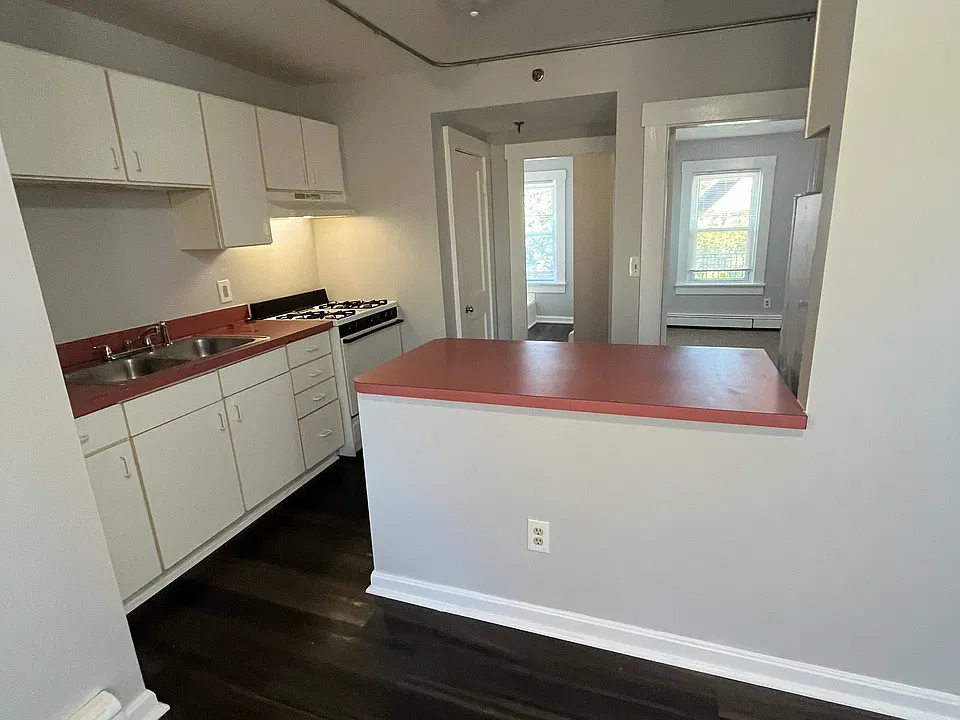 97 Spring St #2