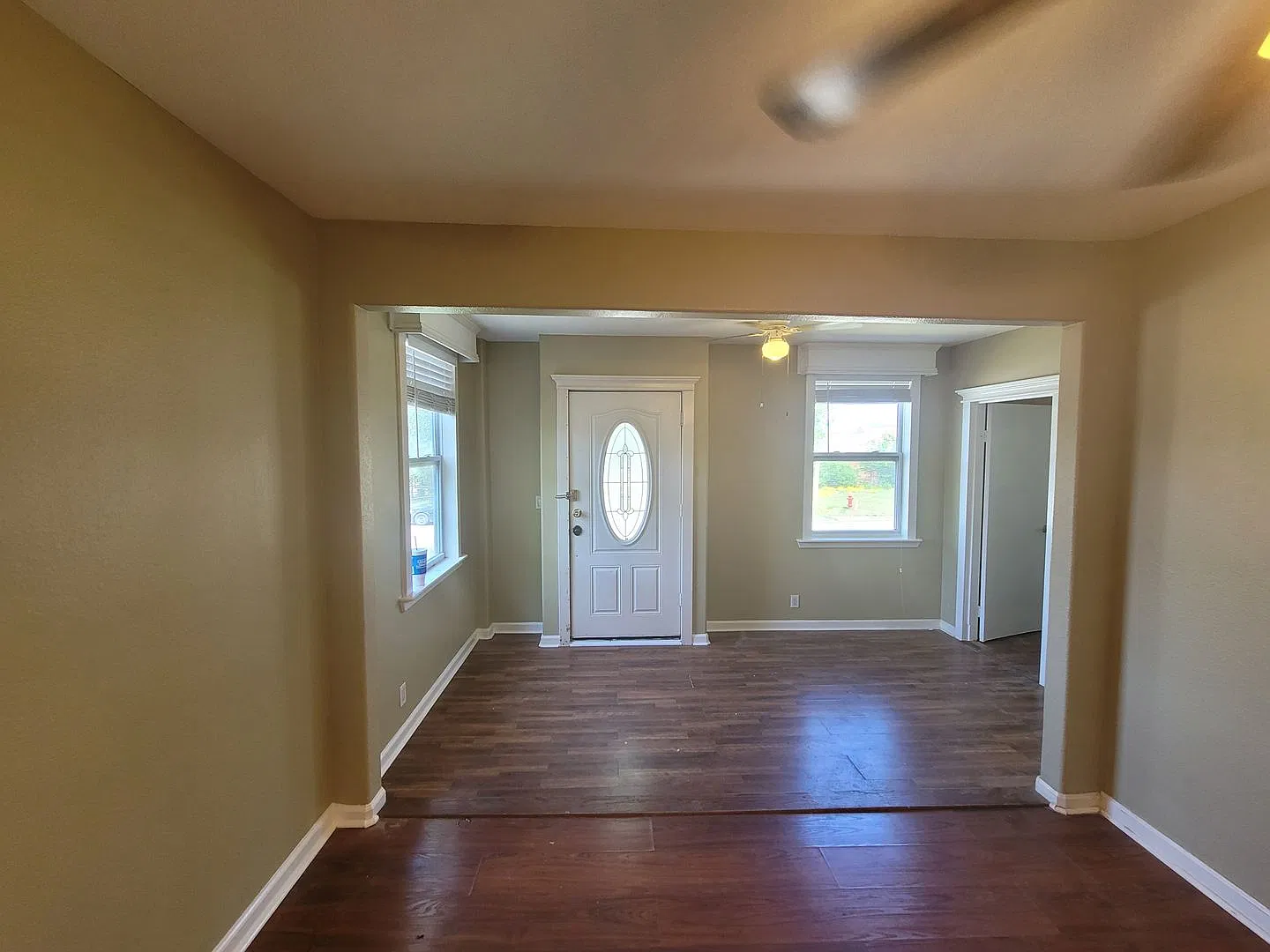 5401 Avenue P 1/2 — Photo 3