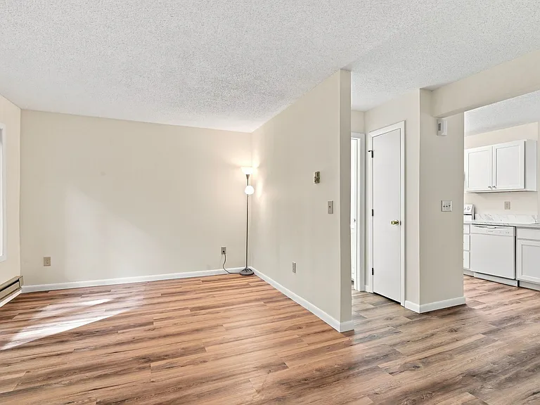 44 Tolland Ave #20 — Photo 13