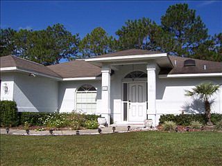 1st image of 67 Woodbury Dr